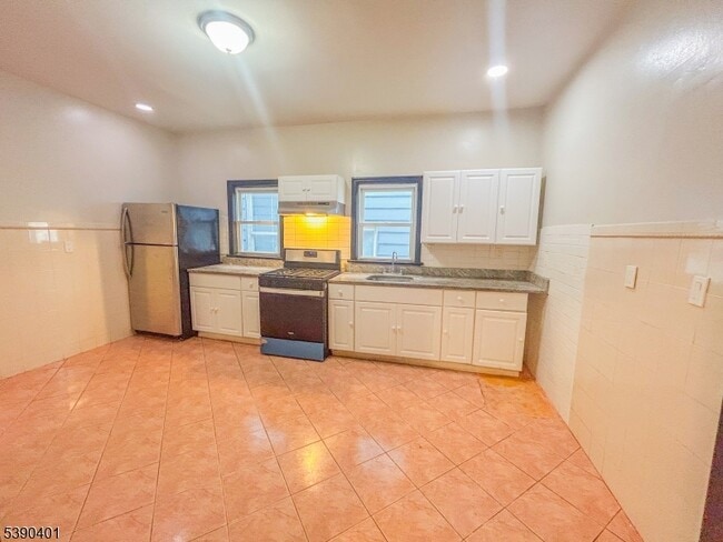 Foto del edificio - 411 Fulton St