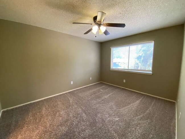 Building Photo - 4406 Avenue A
