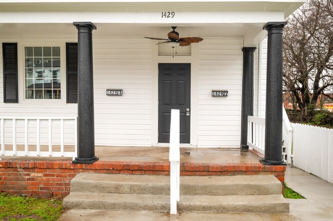 Building Photo - Charming 3-Bedroom Rental Property in Pete...