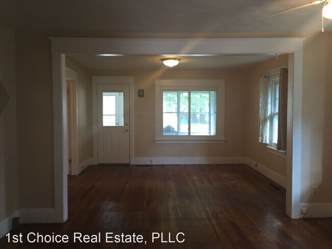 Foto del edificio - 2 br, 1 bath House - 702 E. Cavanaugh