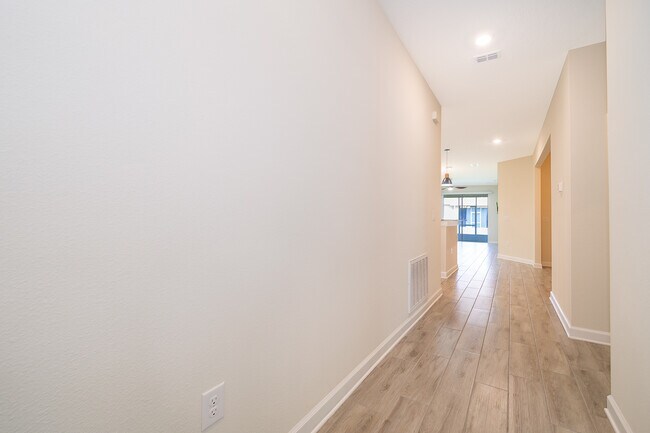 Photo - 1173 Trappers Trail Loop House