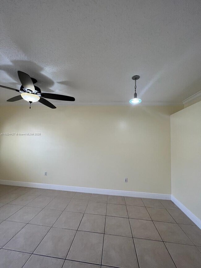 Foto del edificio - 2227 SE 23rd Terrace