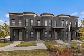 Building Photo - 879 30th St