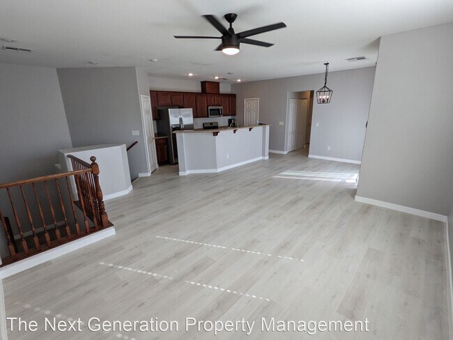 Building Photo - 9120 Alpine Grove Ave