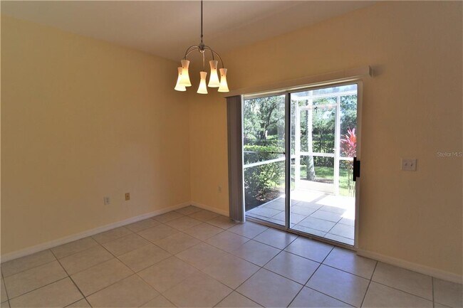 Building Photo - 7648 Plantation Cir