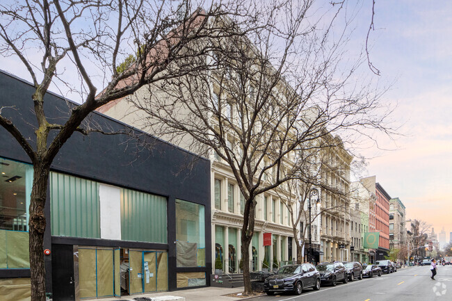 Building Photo - 386-388 W Broadway