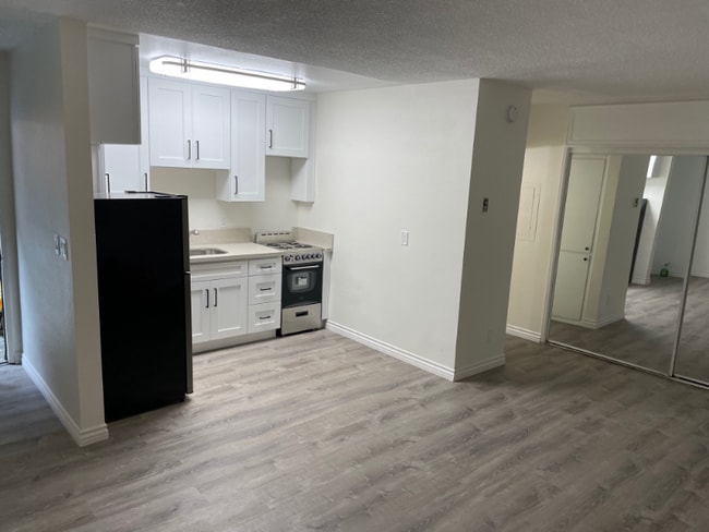 Foto del edificio - 13059 Oxnard St