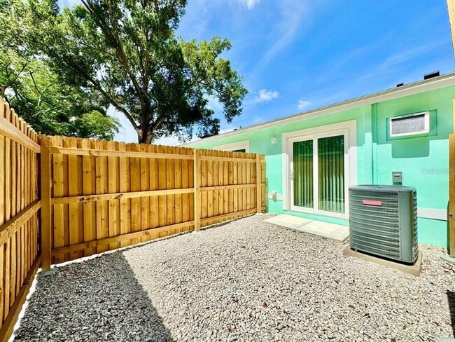 Building Photo - 4306 Porpoise Dr