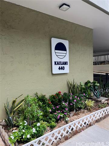 Building Photo - 440 Lewers St