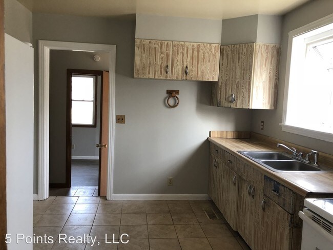 Foto del edificio - 3 br, 1.5 bath House - 701 Canton Pass