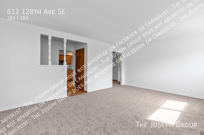 Foto del edificio - 612 128th Ave SE