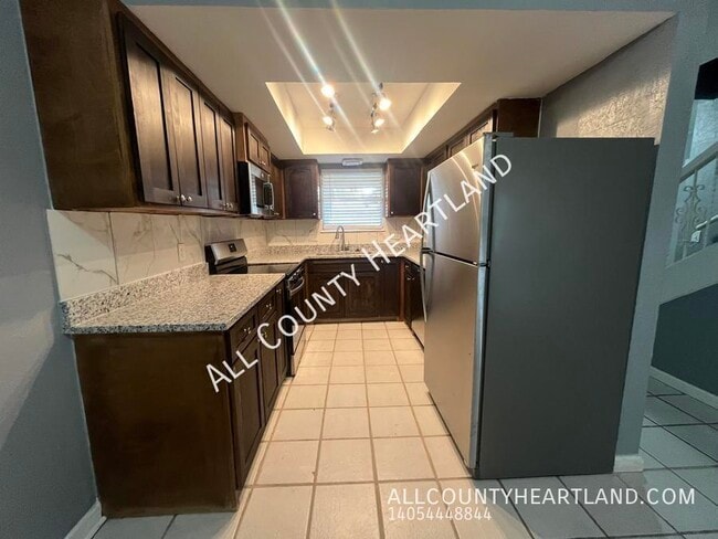 Building Photo - 6408 Galaxie Dr