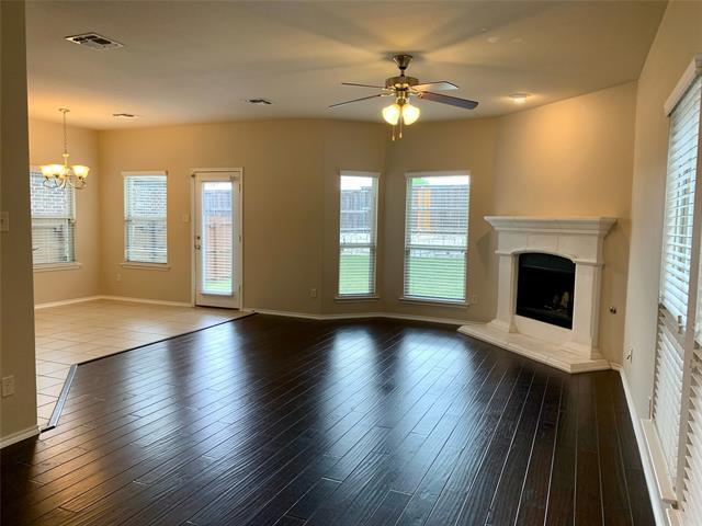 Building Photo - 209 Red Hawk Pl