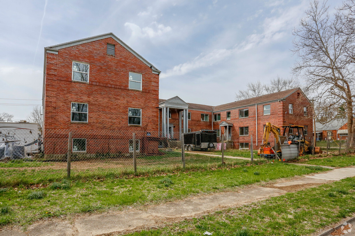 Foto principal - Ryburn Court Apartments