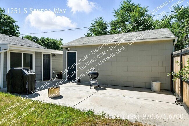 Foto del edificio - 1251 S Seneca Way