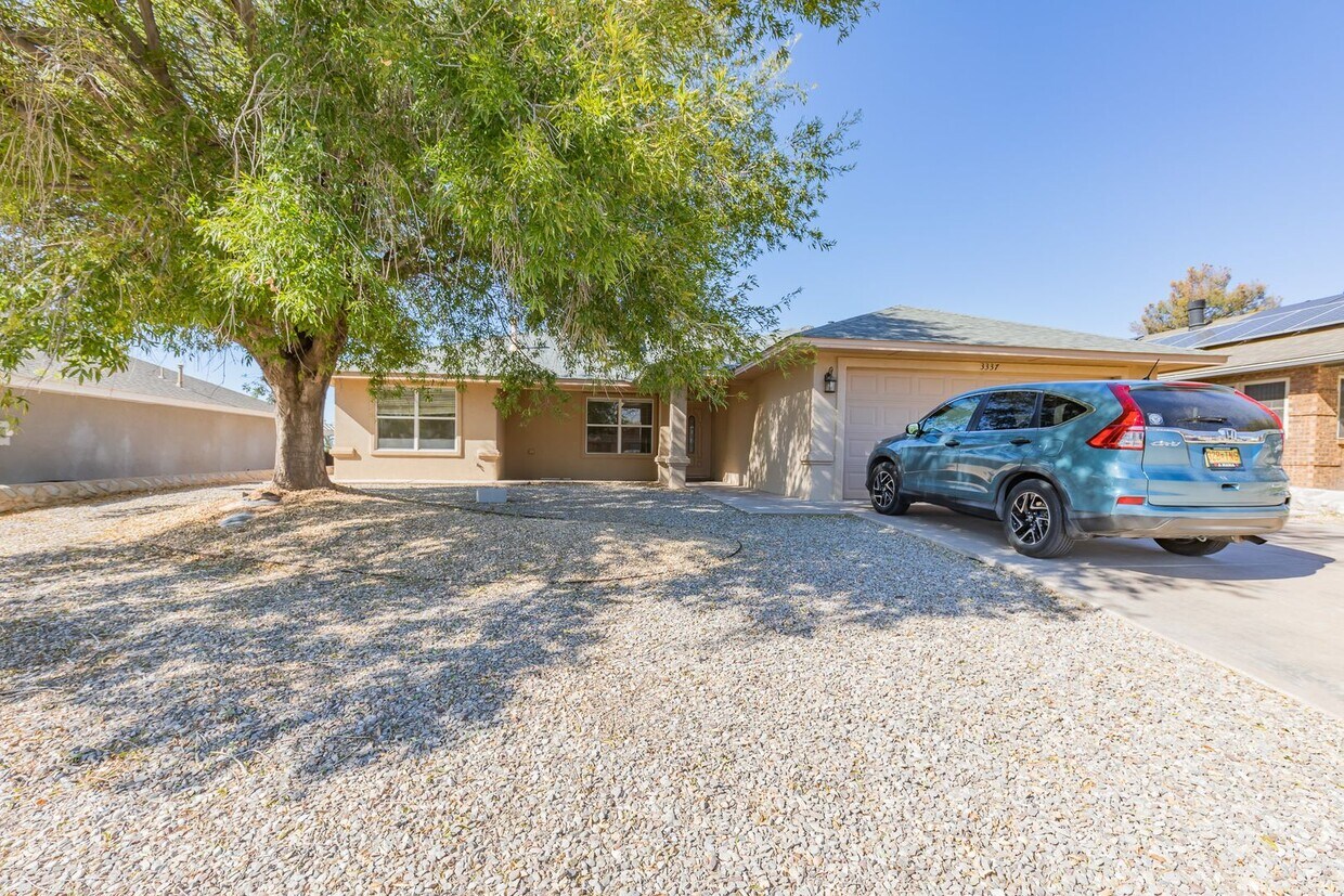 Primary Photo - Beautiful Home W/Solar Panels