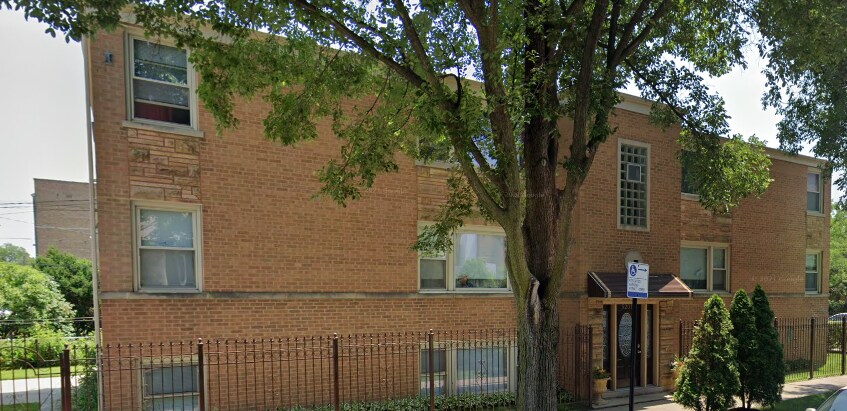 exterior 2N - 5201 N Washtenaw Ave