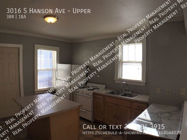 Building Photo - Updated 3 Bedroom/1 Bathroom Upper