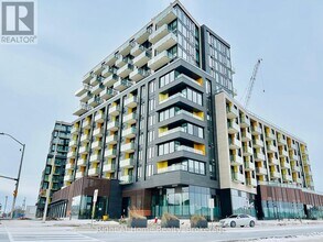 Building Photo - 1415 Dundas St E