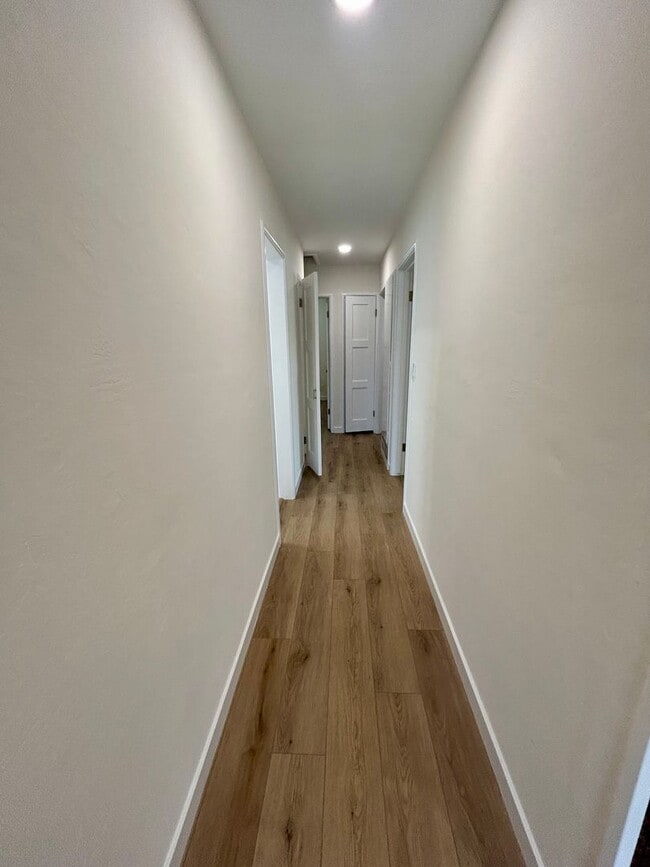 Foto del edificio - Fantastic San Lorenzo Village Home!   Move...