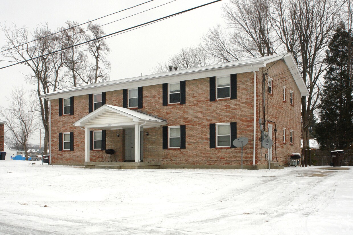 Foto del edificio - 3207 Melody Acres Ln