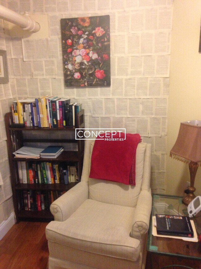 Foto del edificio - 154A Magazine St. Unit 2B