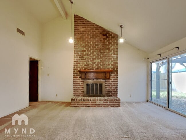 Building Photo - 7310 Treewater Dr