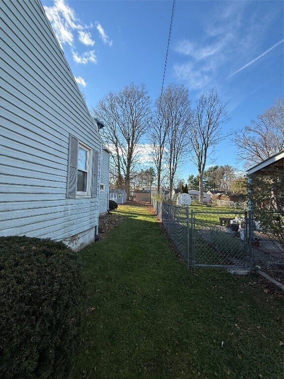 Foto del edificio - 404 Elmhaven Dr