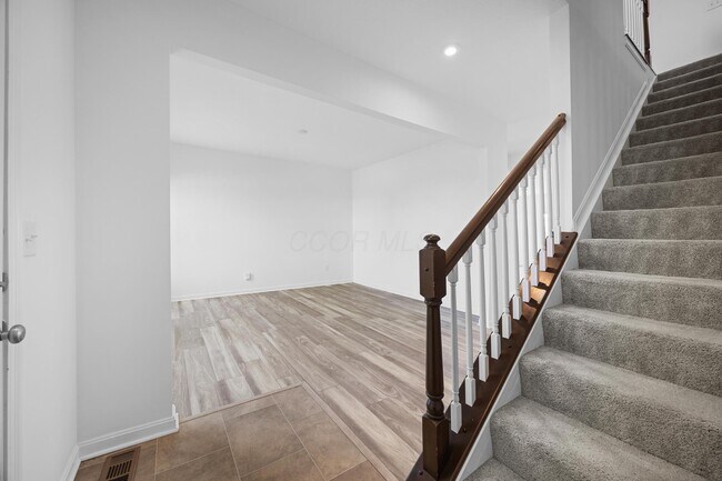 Foto del edificio - 6295 Honey Farm Wy