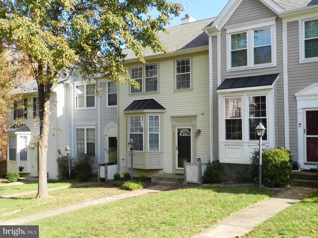 Primary Photo - 304 Pinnacle Dr