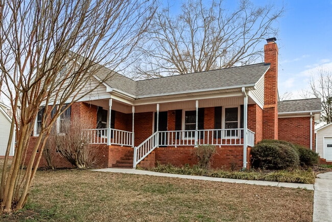 Building Photo - 925 Cameron Ct