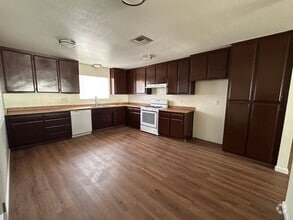 Building Photo - 57381 Warren Way