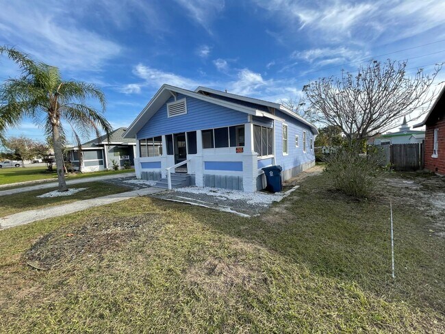 Building Photo - Lake Wales Home for Rent!