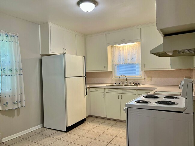 Foto del edificio - 2 Bedroom, 1 Bath in central Springfield