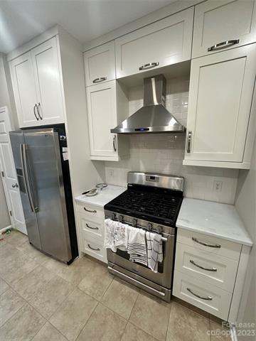 Foto del edificio - 2120 Kaybird Ln
