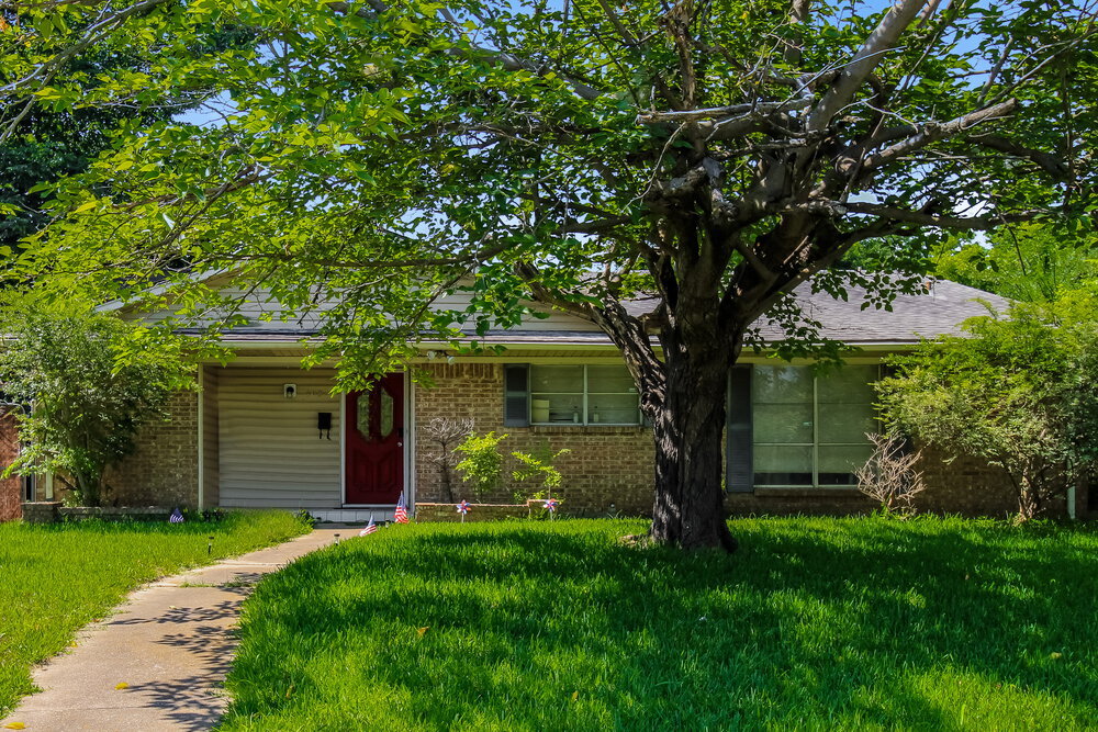 Primary Photo - 10328 Castlerock Dr
