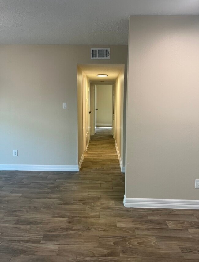 Building Photo - 18018 Santolina Ln