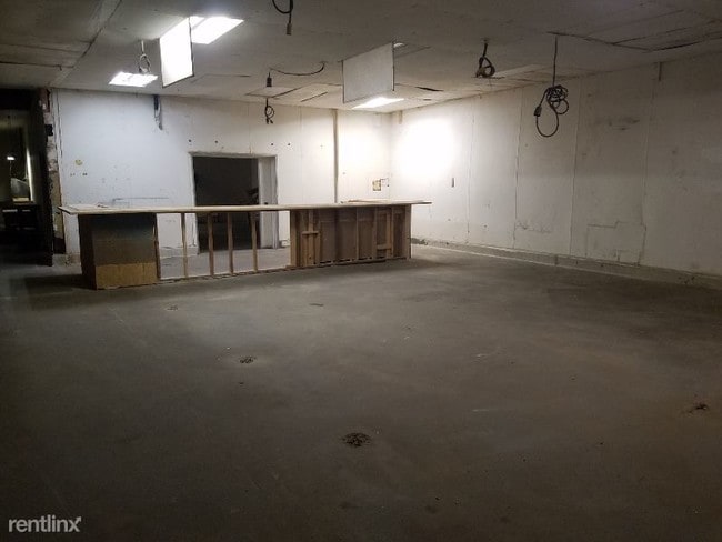 Building Photo - Studio, 2 bath Apartment - 803 17th st
