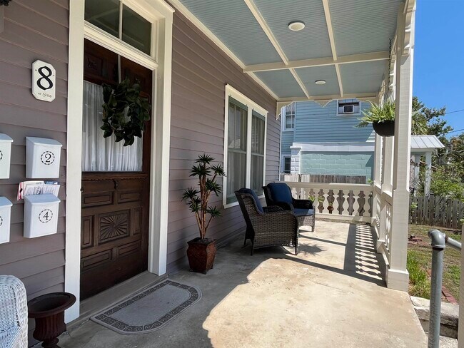 Foto del edificio - 8 Rohde Ave