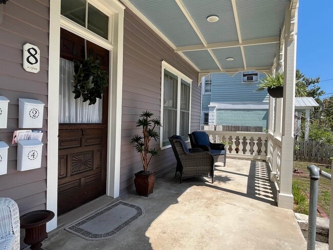 Building Photo - 8 Rohde Ave