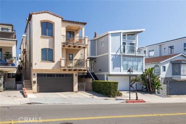 Foto del edificio - 424 Marine Ave