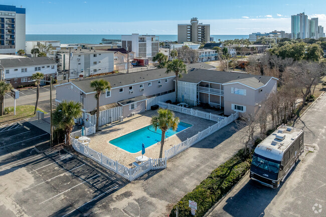 Piscina. - Ocean Side Villas