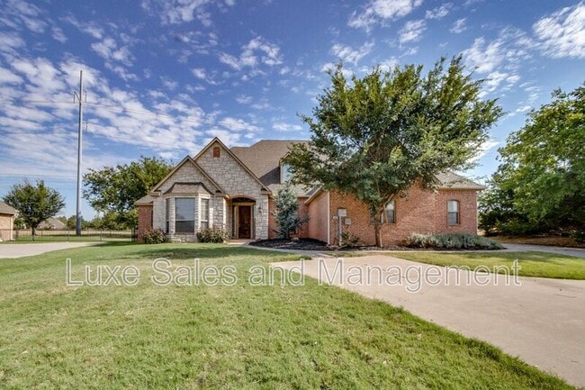 Building Photo - 3341 Heritage Green Cir