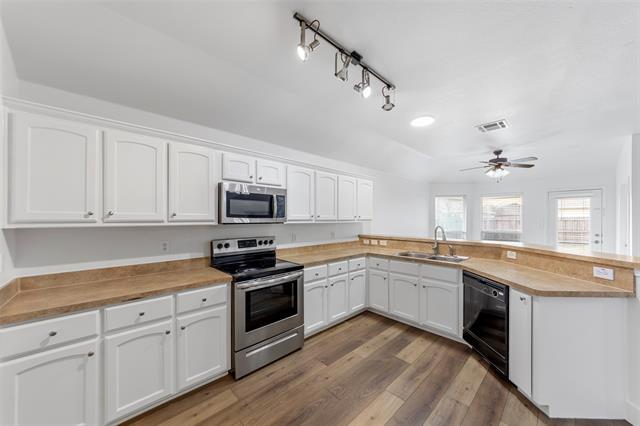 Foto del edificio - 917 Orchid Blvd