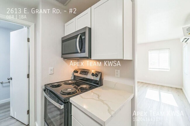 Foto del edificio - 2613 E Grant Rd