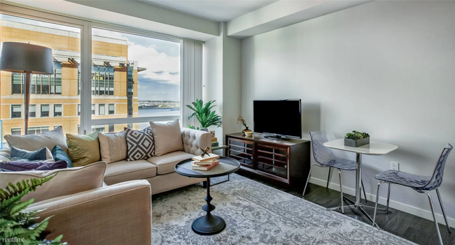 Foto del edificio - 503 Congress St