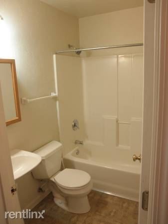 Building Photo - 5 br, 1 bath Apartment - 1825 Harris St Apt 1