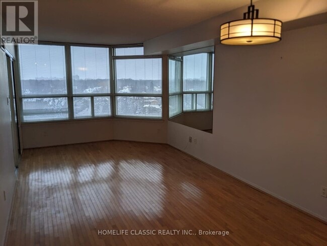 Photo du bâtiment - 268-1268 Ridley Blvd