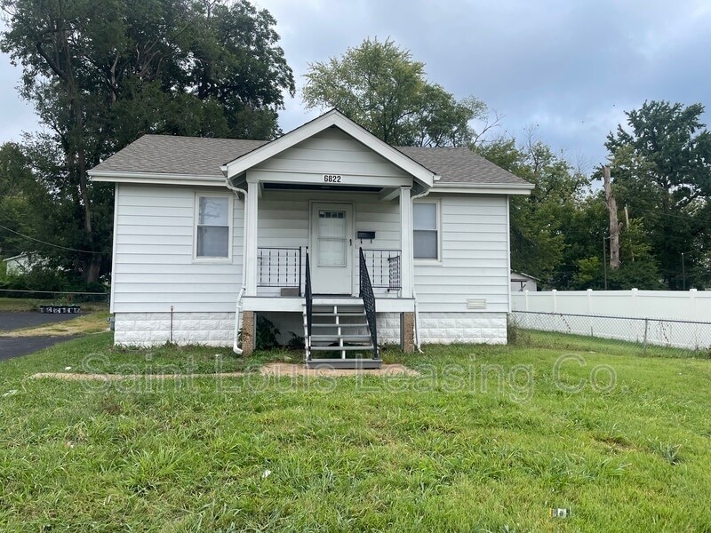 Primary Photo - 6822 N Hanley Rd