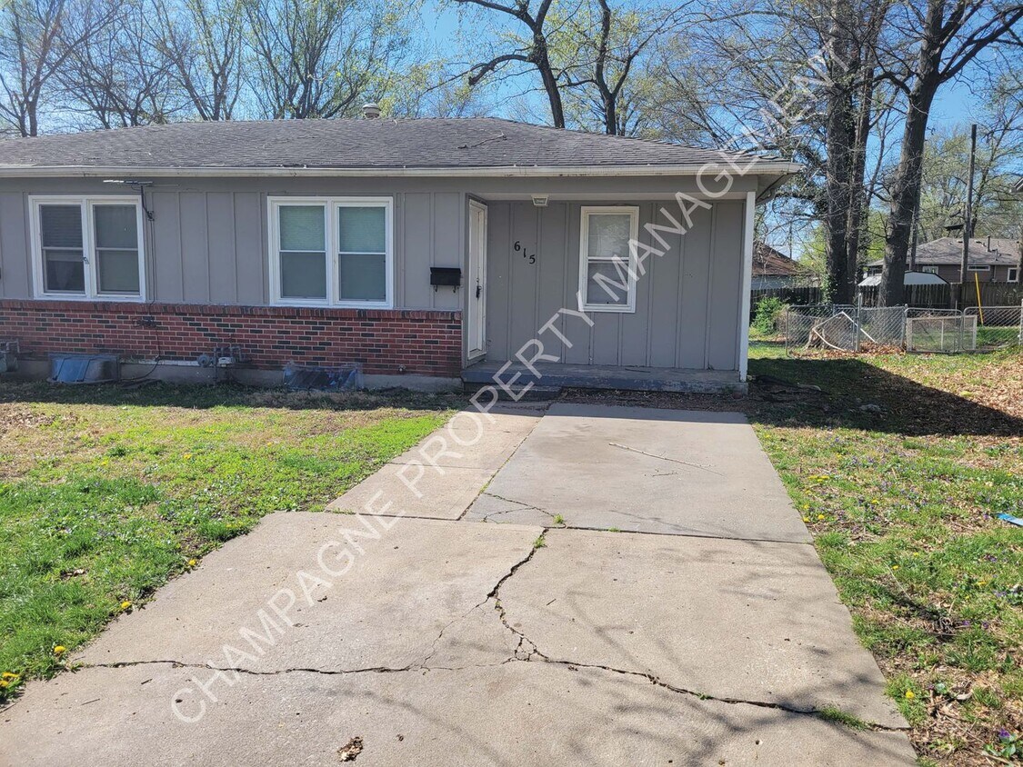 615617 Deweese St Grandview, MO 64030 Alquileres en Grandview, MO